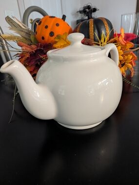 Crate&Barrel White Ceramic Round Teapot